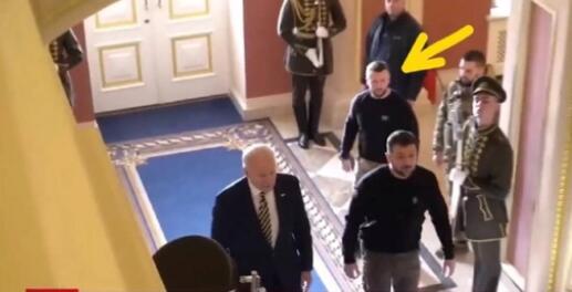 澤連斯基替身曝光